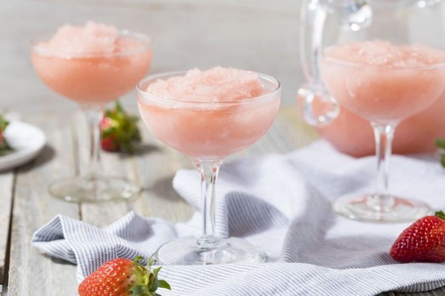 Cool & Festive Drinks Gourmet Du Village | Strawberry Frose-Set Of 6