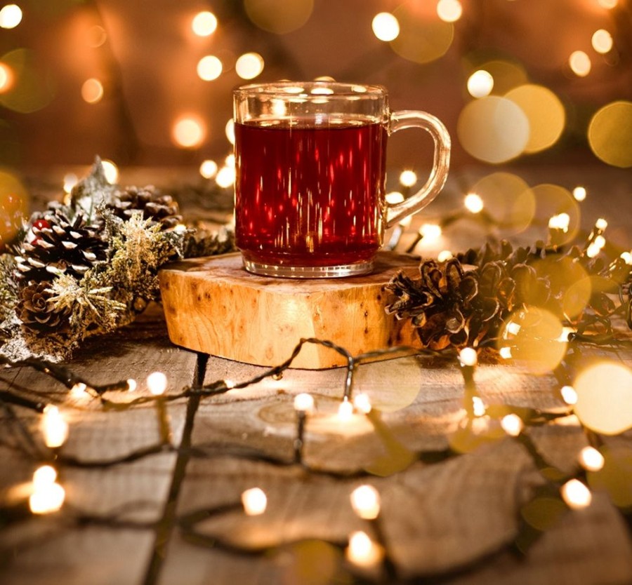 Lifted Cup Tea Gourmet Du Village | Holiday Yard Of Tea